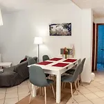 Lithos אוברווסל