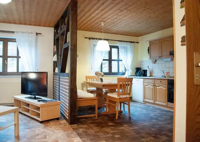 Lithos アパート オーバーヴェセル